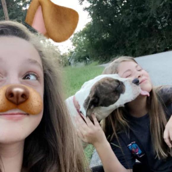 Meet your Posher, Hannah - Picture 1 of 1